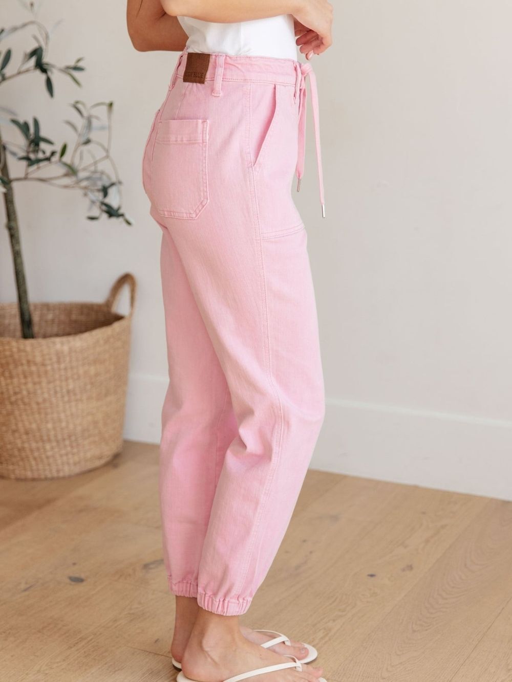 Judy Blue Womens Light Pink Regina High Rise Garment Dyed Denim Jogger Size 3/26 - Picture 3 of 16